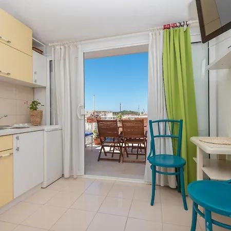 Little House Apartment Makarska