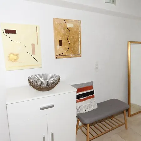 Little House Apartment