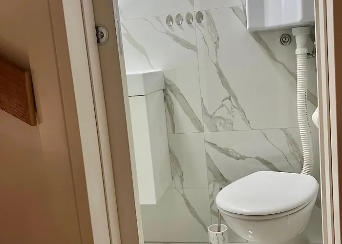 Little House * Makarská